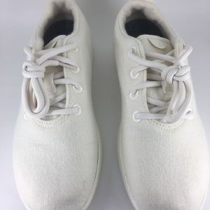 Allbirds wool runner.